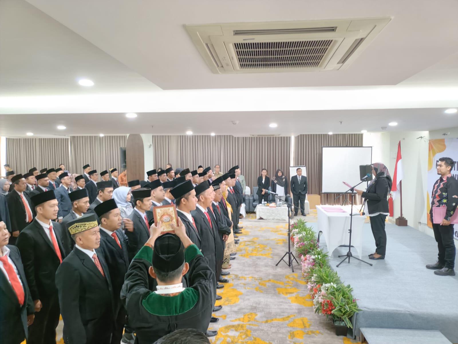 Pelantikan Panwaslu Pilkada